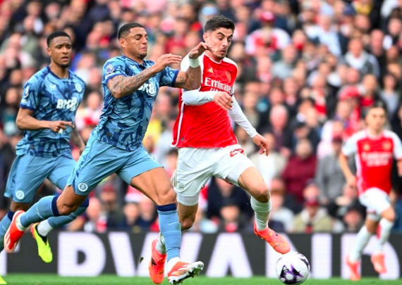  阿斯顿维拉沃特金斯绝杀，雄狮主场读秒阶段带走三分